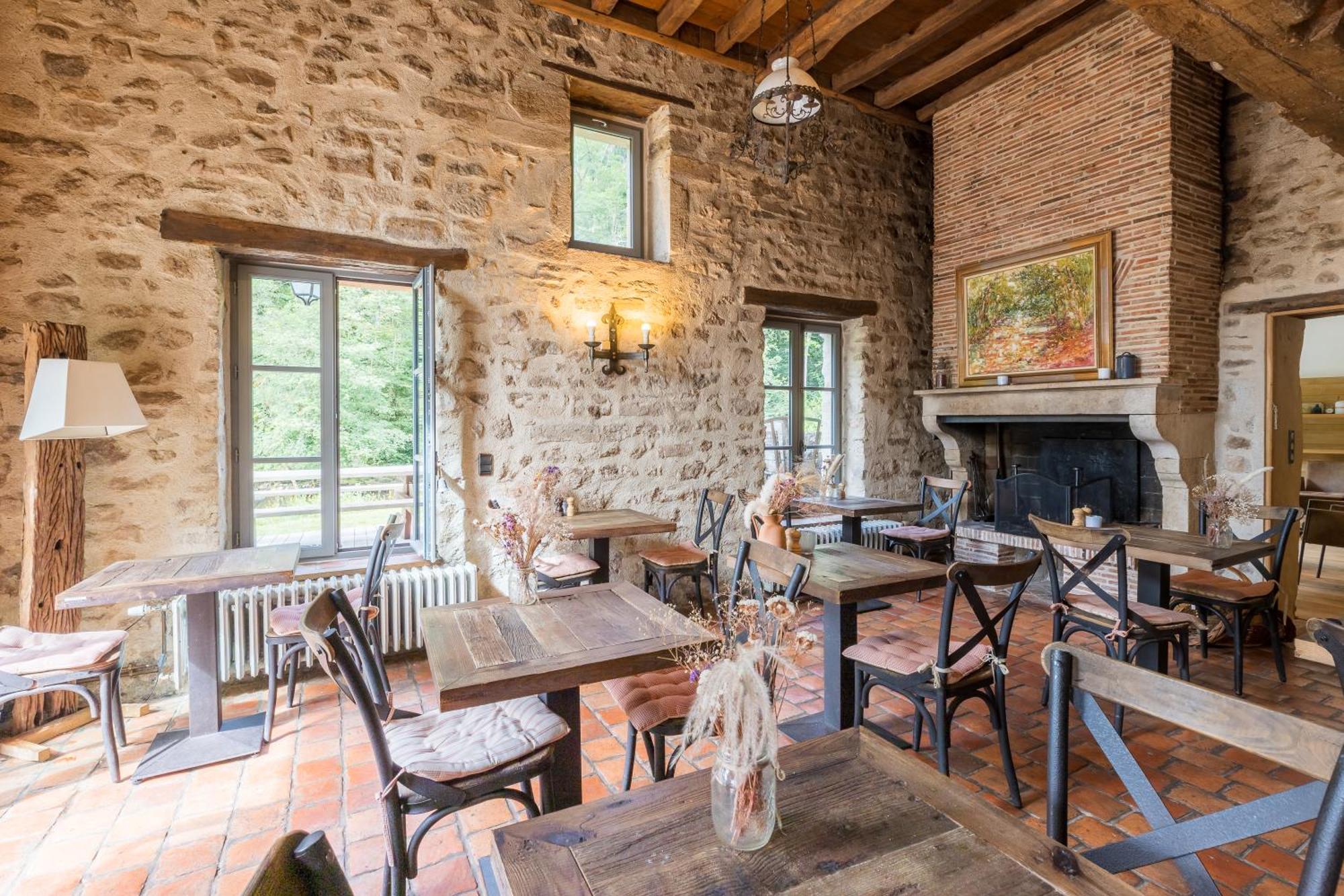 Moulin Des Templiers Hotel & Spa 彭陶伯特 外观 照片