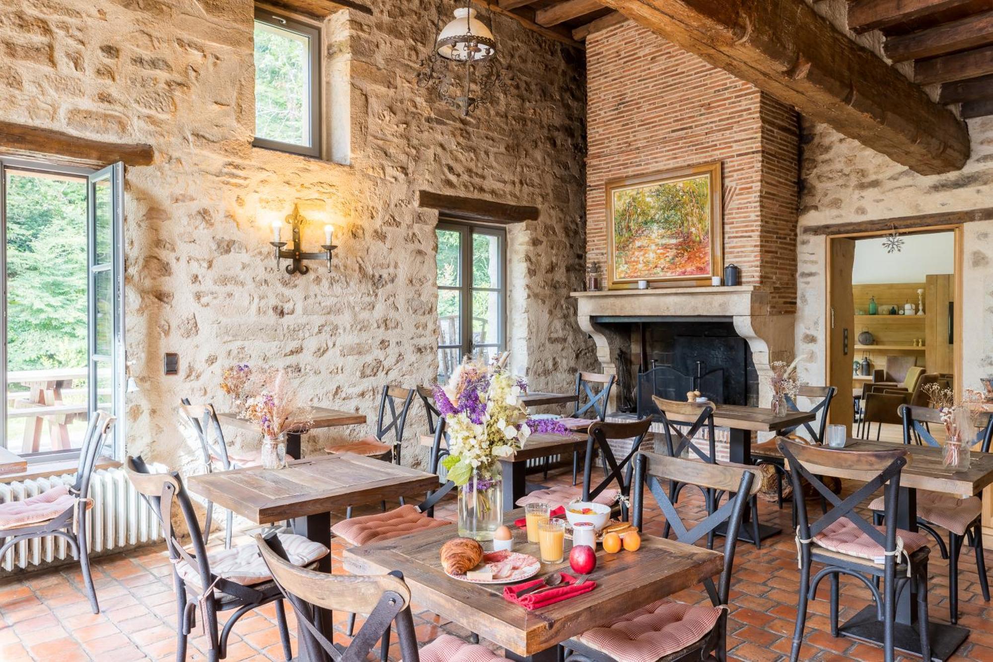 Moulin Des Templiers Hotel & Spa 彭陶伯特 外观 照片